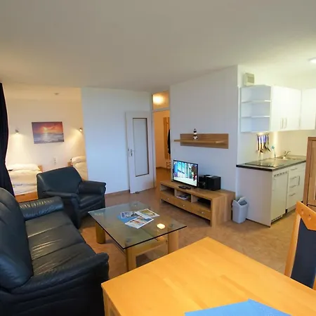 - Haus H, App 0h0107 Apartment *
