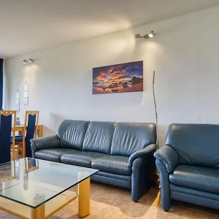 - Haus H, App 0h0107 *